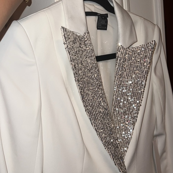 White Blazer Dress - Picture 4 of 5